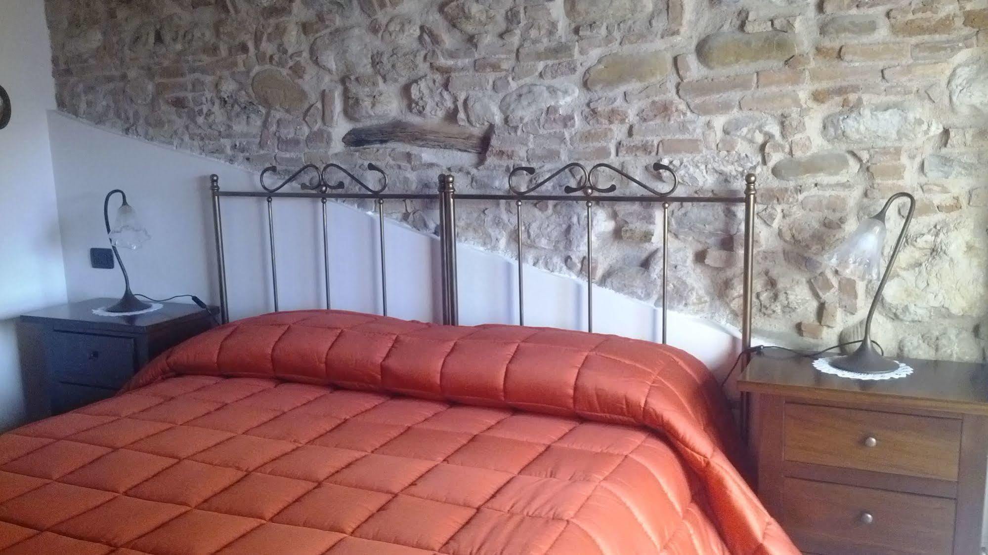 Antica Interamnia Bed & Breakfast Teramo Exterior foto